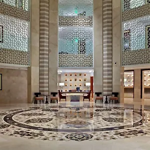 Hilton & Resort Luxor